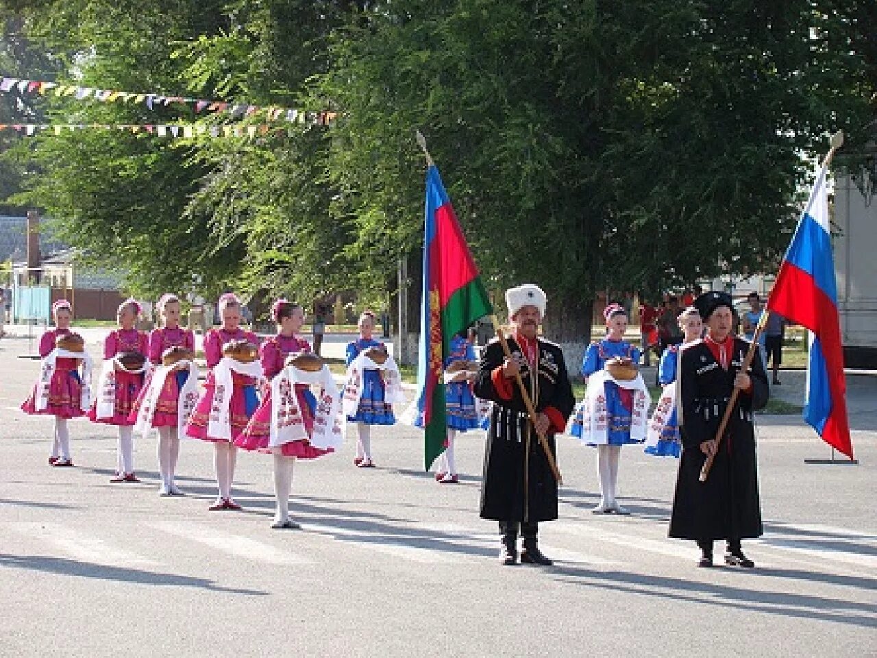 Приморско-Ахтарск. Приморско-Ахтарский район. П.Приморско-Ахтарск. Приморско-Ахтарск набережная. Свободный приморско ахтарский краснодарский край