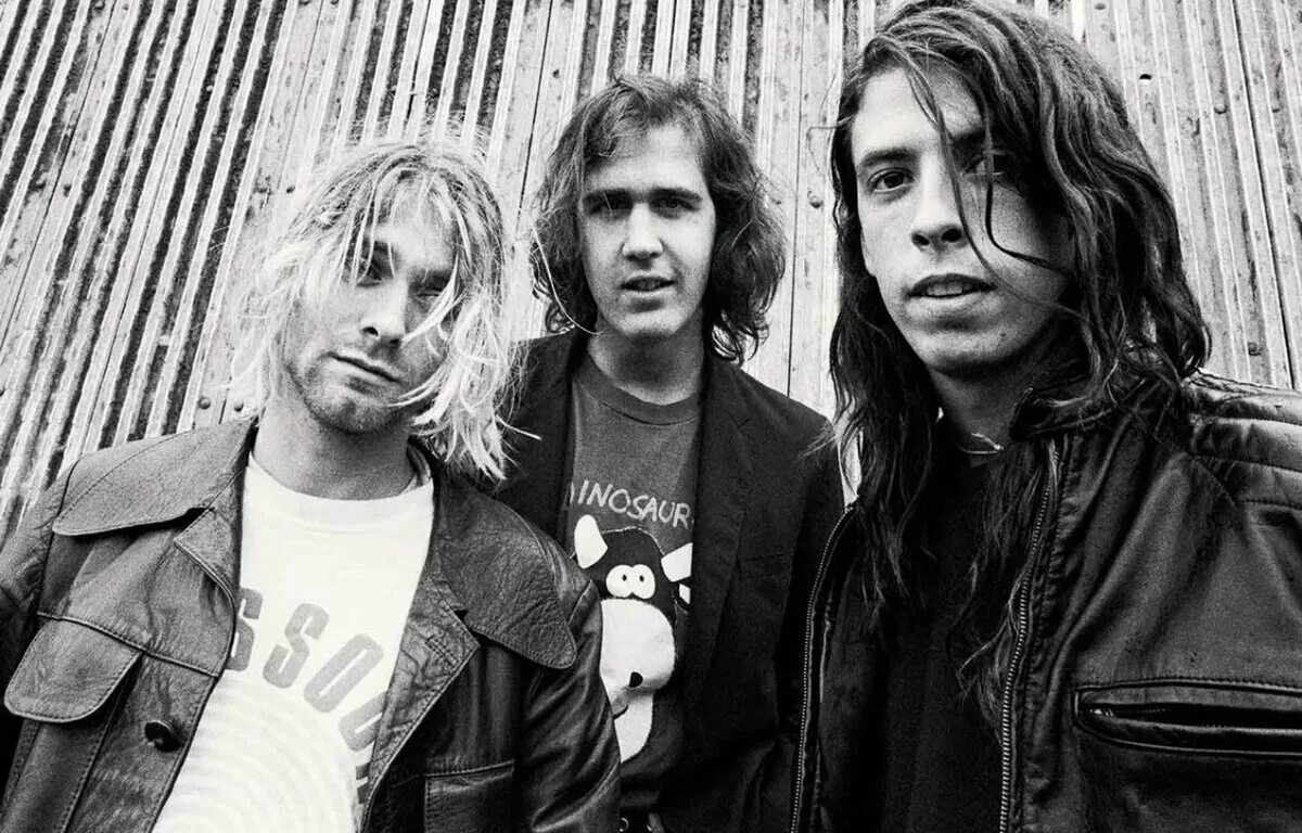 Nirvana музыка. Рок группа Нирвана. Группа Нирвана Кобейн. Nirvana Kurt Cobain. Курт Кобейн с группой.