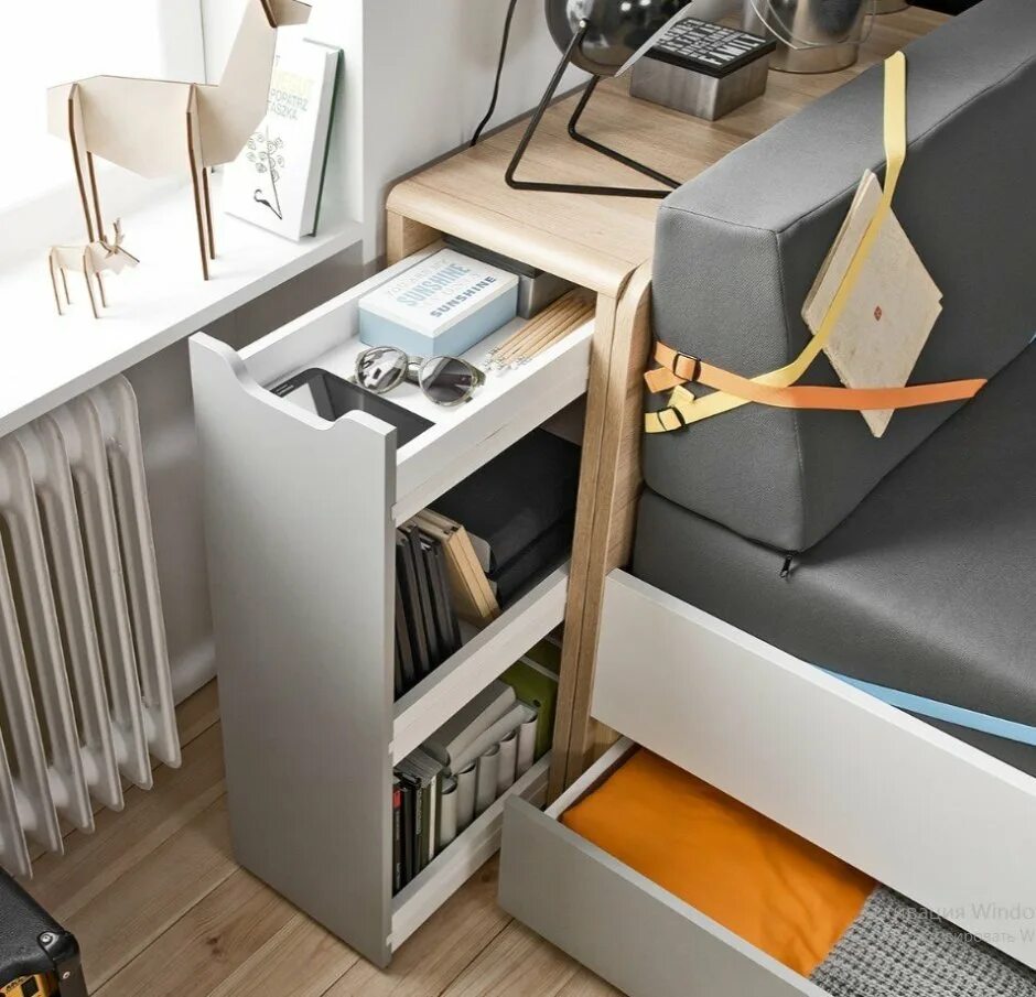 Шкаф с ящиками. Компактно. Хранение одежды в шкафу. Мари кондо постельное белье. Упаковать одежду в чемодан.