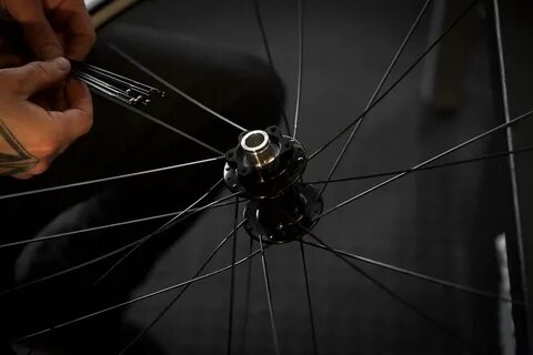 Wheel builder