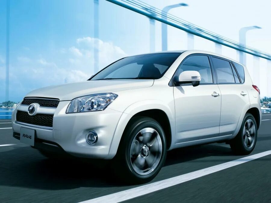 Review: 2013 Toyota RAV4 - First Drive Impressions - eBay Motors Blog