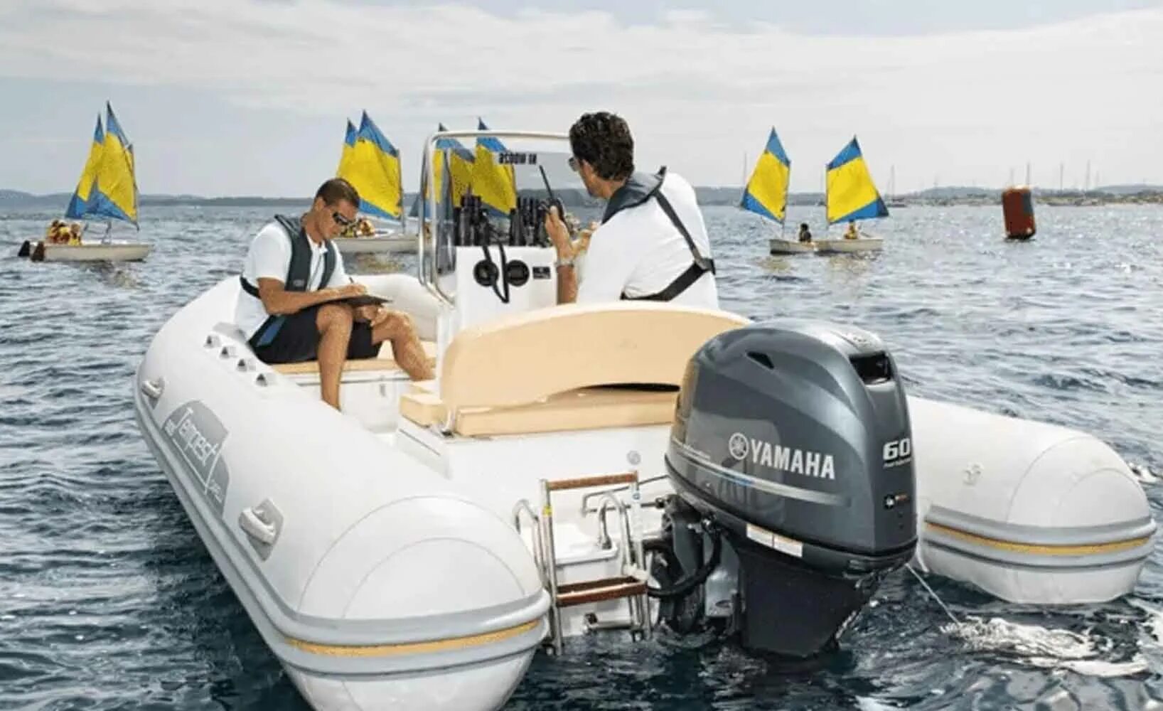 Расход топлива ямаха f60. Yamaha 50 hetl. Yamaha f 60. Мотор yamaha f60. Yamaha f 60.