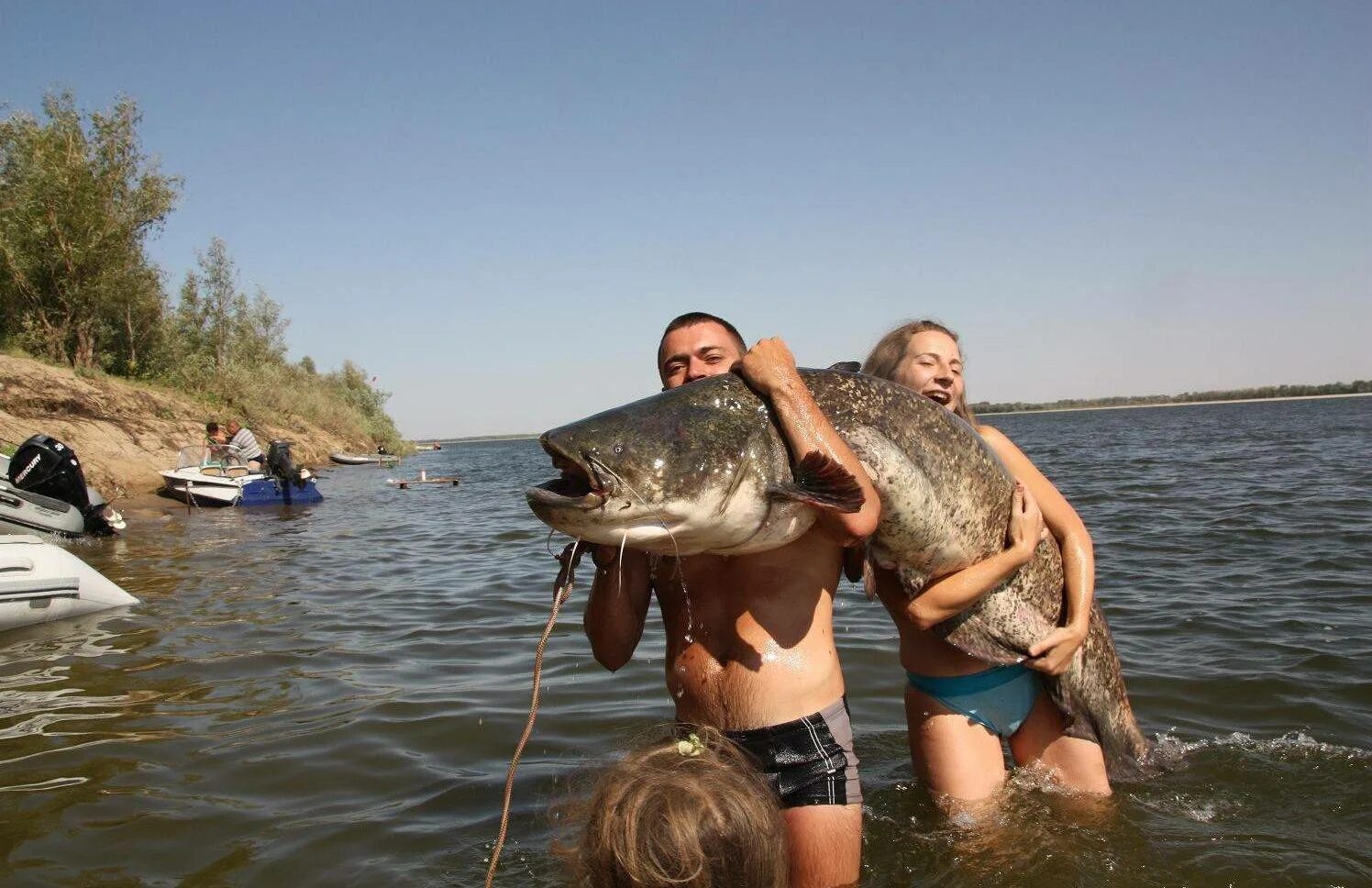 Где порыбачить на реке. Рыболовные места. Рыбное место. Улов на Волге. Рыбацкие уловы на Волге.