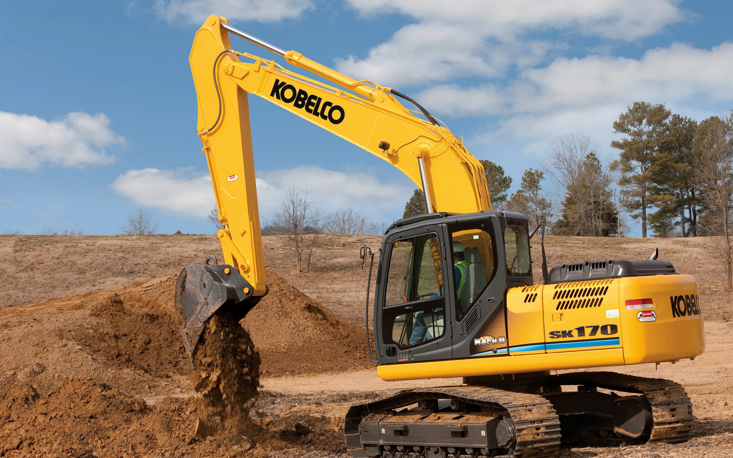 Сон экскаватор. Kobelco sk170. Экскаватор Kobelco-40 Yellow. Катерпиллер экскаватор. Экскаватор СДЛГ гусеничный.