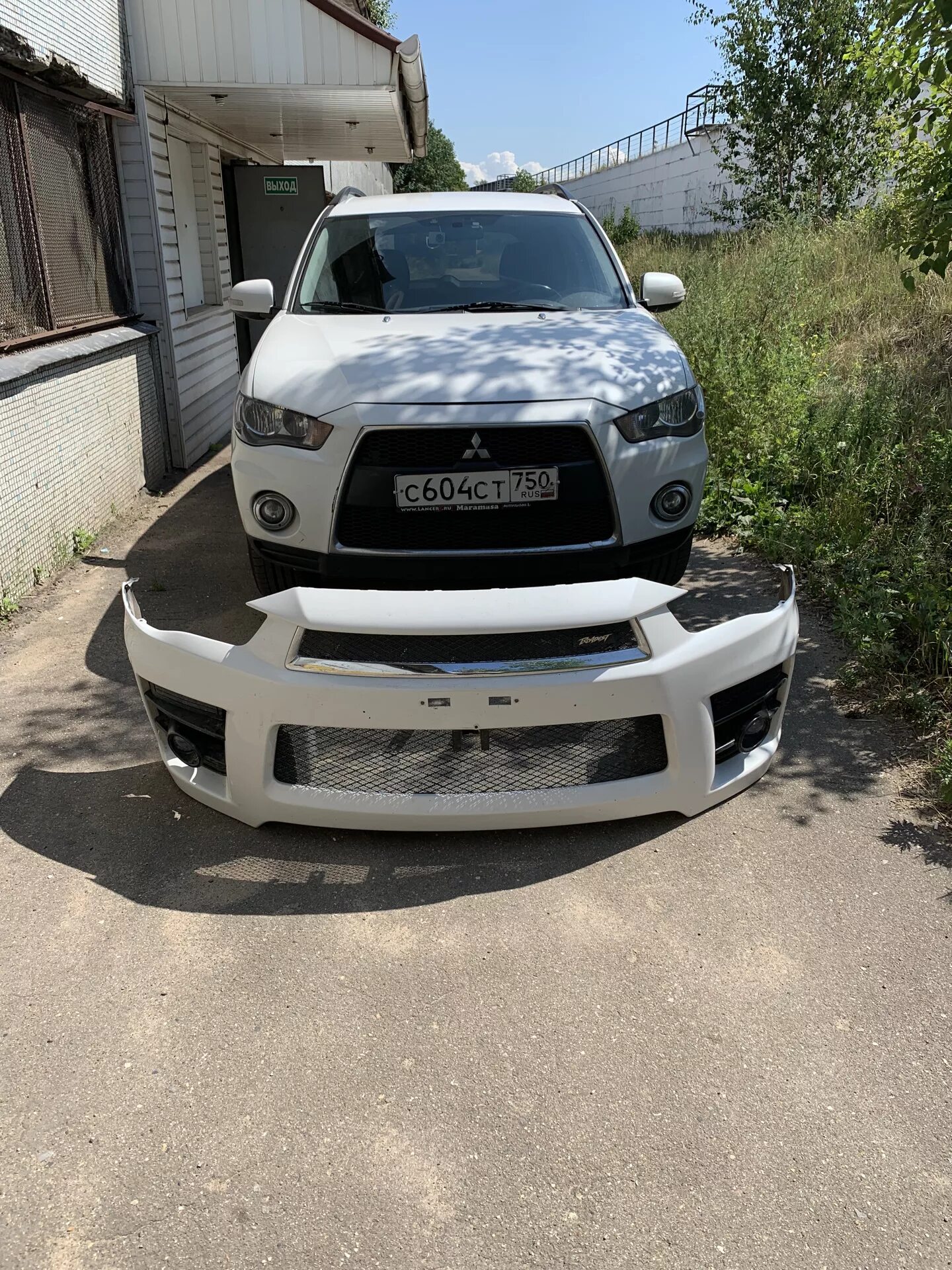 Бампер передний тюнинг аутлендер mitsubishi outlander 1 03 06 бампер передняя передний купить бу Z27432713 iZ