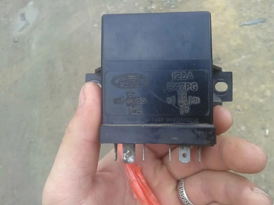 Форд транзит свечи накала блок. Реле свечей накала ford transit 2. 2. Свеча накаливания форд транзит 2. Свеча накала форд транзит 2.