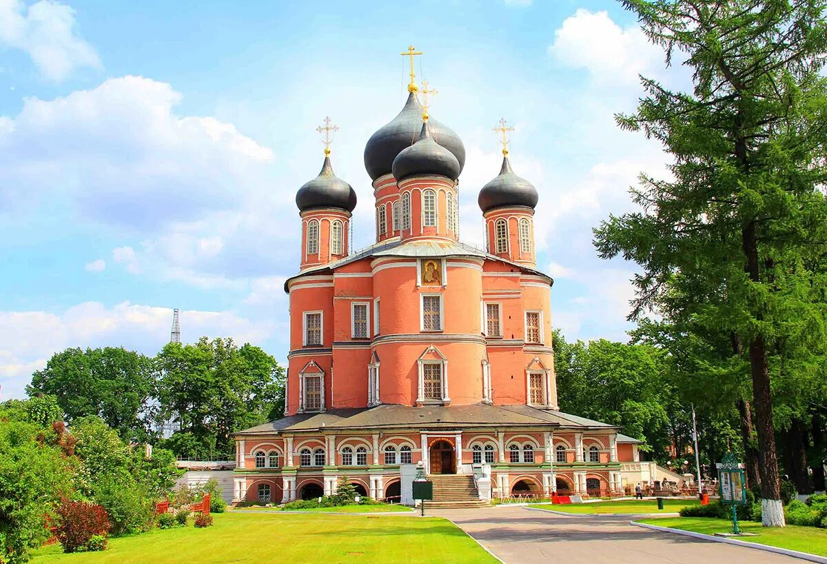 Какие храмы открыты