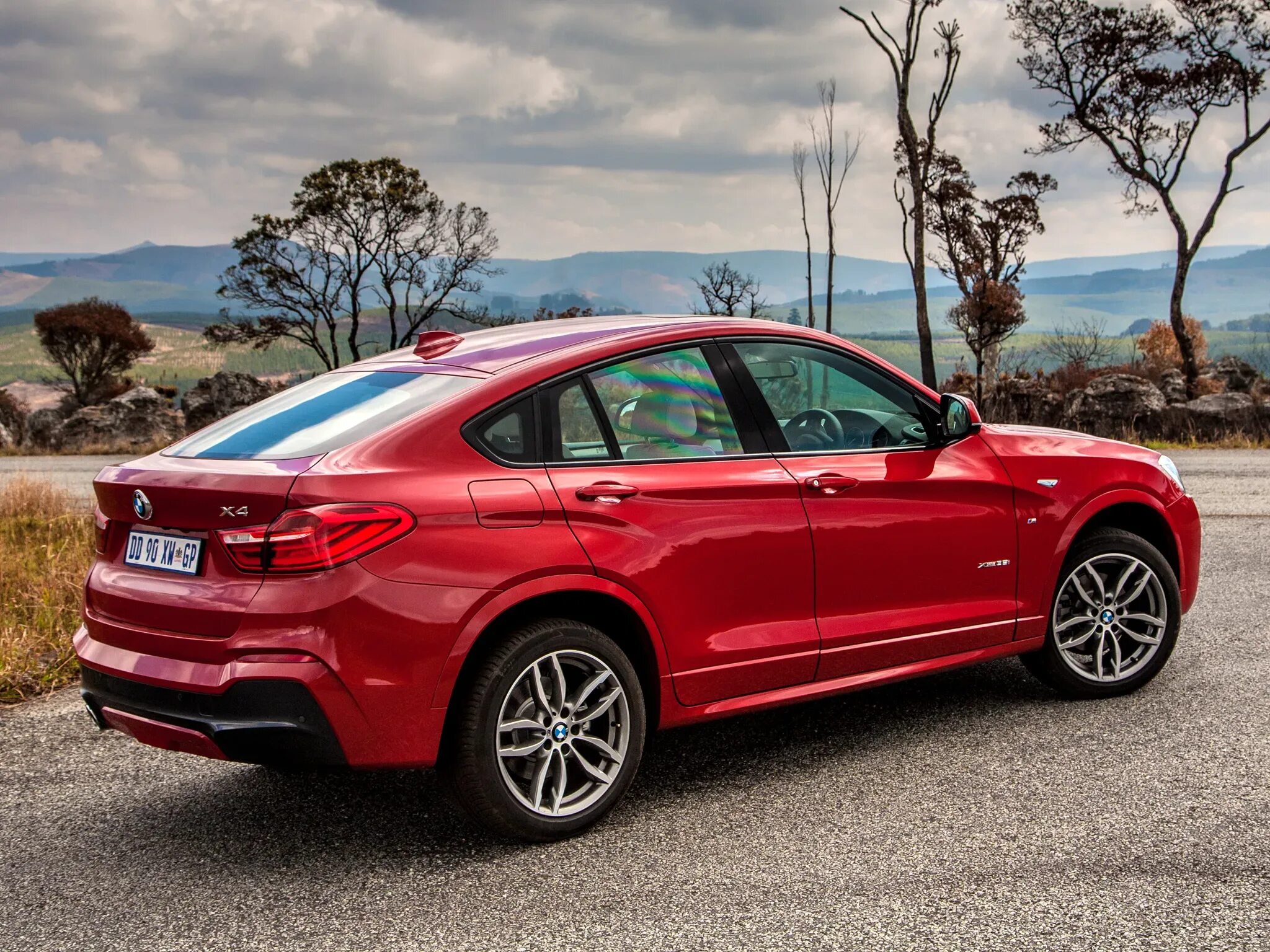 Bmw x 4. BMW x4 f26. BMW x4 2014. БМВ x4 XDRIVE. BMW x4 f26 Red.