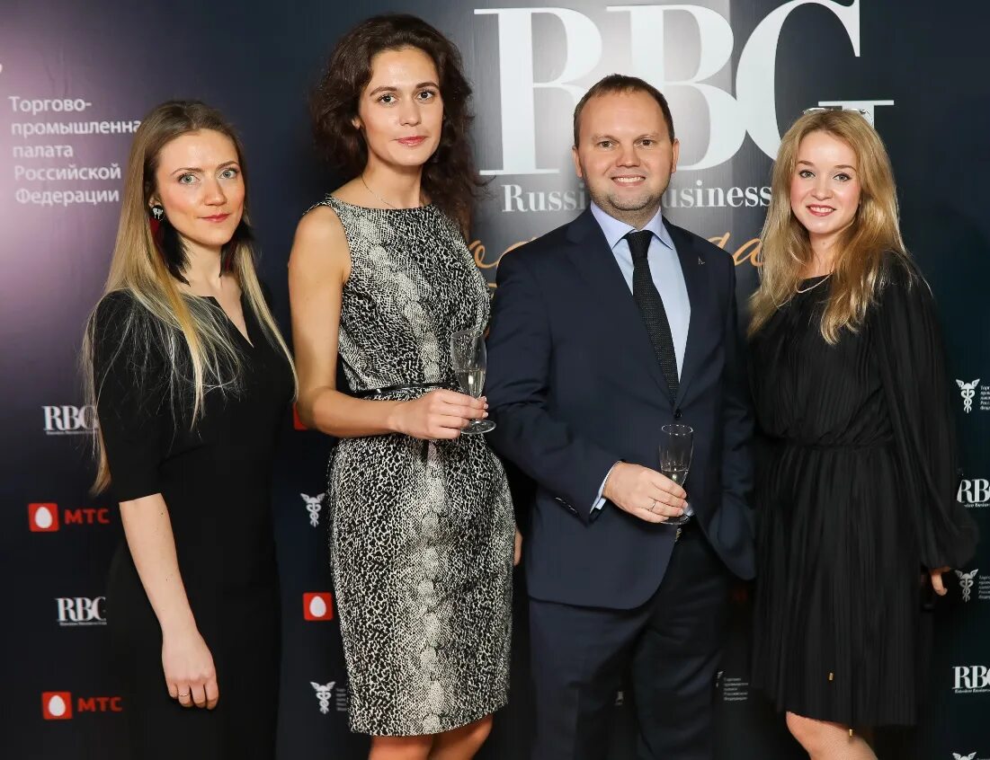 спектрова адвокат самара. люди года rbg. премия омбудсмен года. люди года 2019. адвокат года премия.