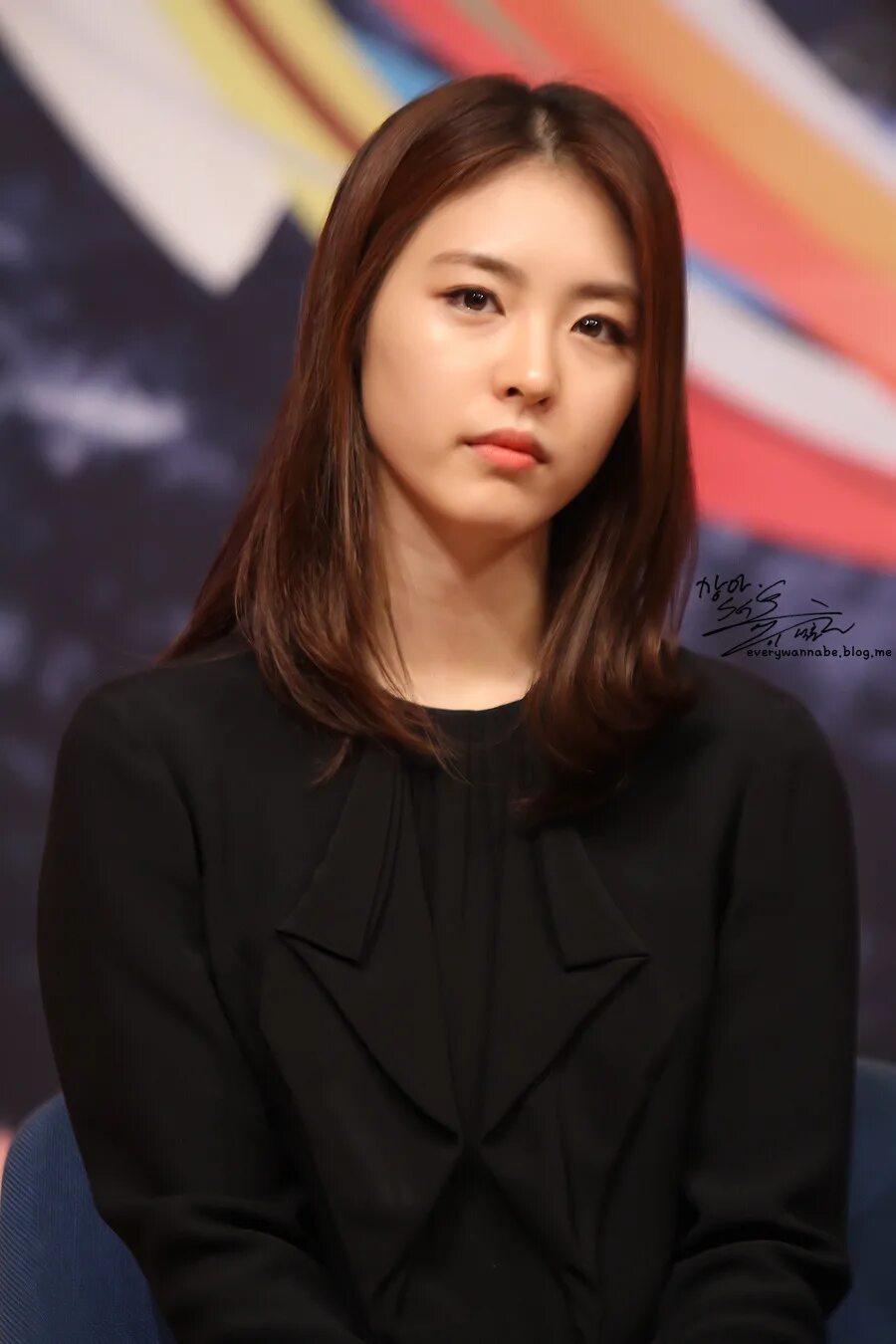 Lee yeon hee ghost. Lee yeon hee и муж. Lee young ae актриса. ли ён хи (lee yeon hee). Lee shi-yeong.