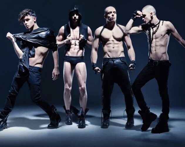 Группа kazaky. Деспосито парни танцуют взорвали интернет. Зеленский группа казаки. Kazaky. Шаффл танцы.