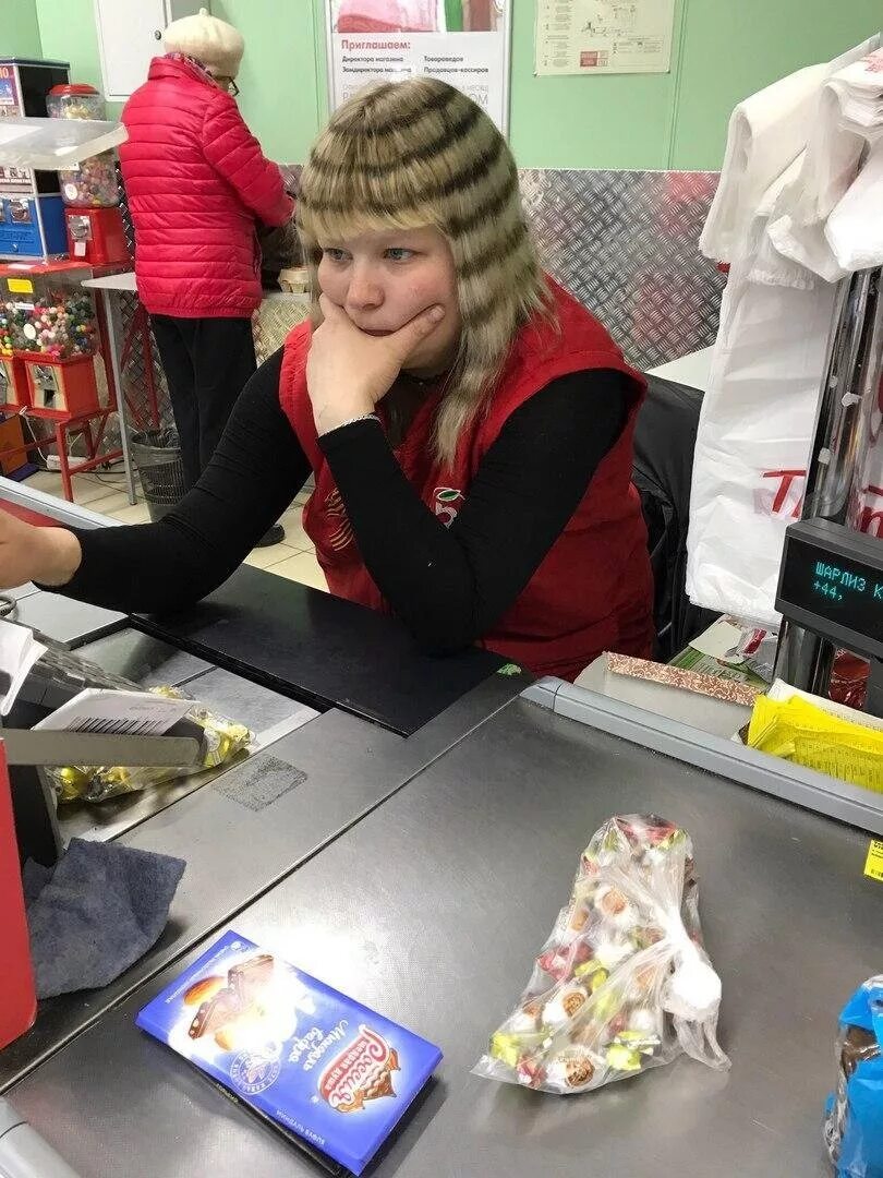 Стыдно ходить в пятерочку из за красоты. Стыдно ходить в пятерочку из за красоты