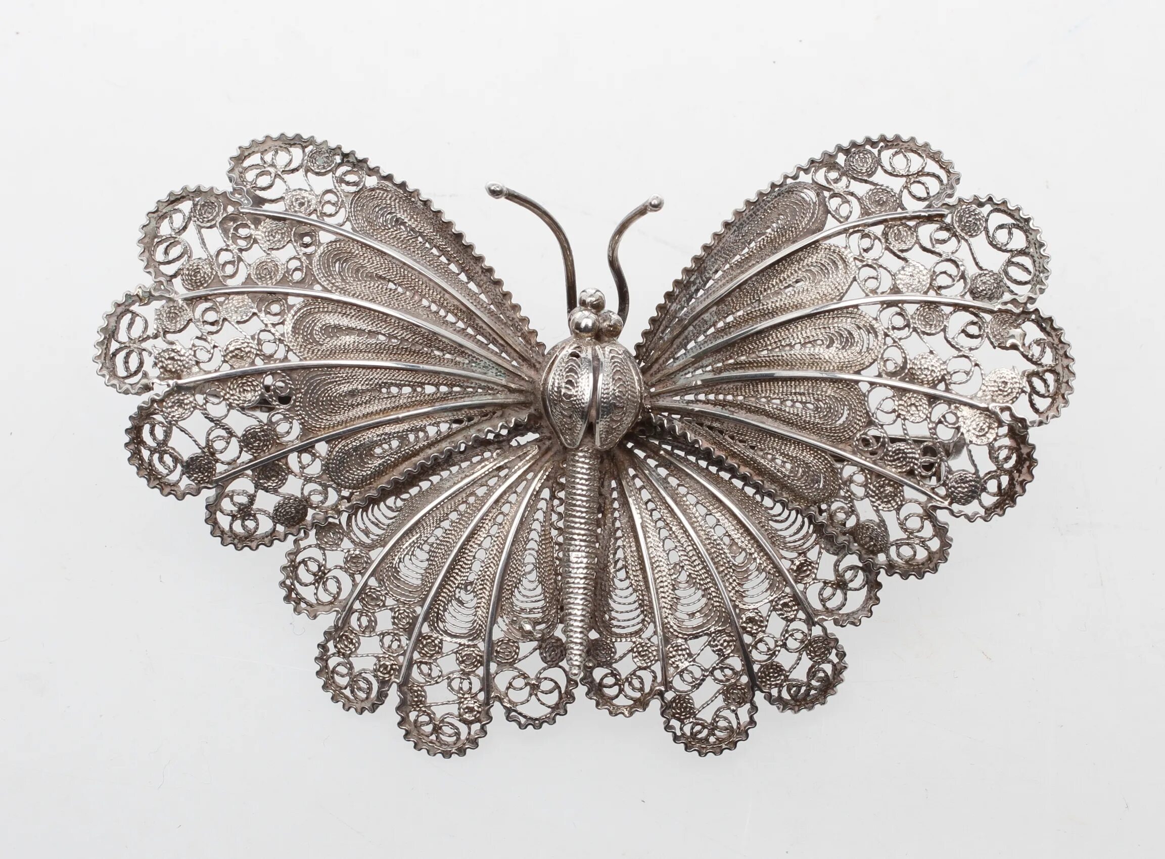 Silver butterfly. Silver & silver бабочки. Серебристые бабочки для печати. Серебристые бабочки. Серебряные бабочки на прозрачном фоне.