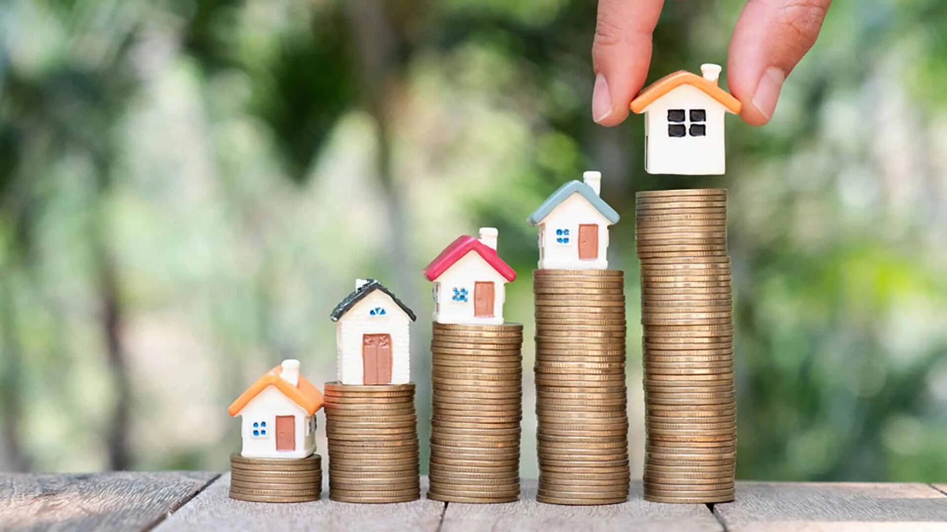 Инвестиции в недвижимость. Инвестиции в недвижимость. Рынок недвижимости. Денежный домик. Вложение в недвижимость.