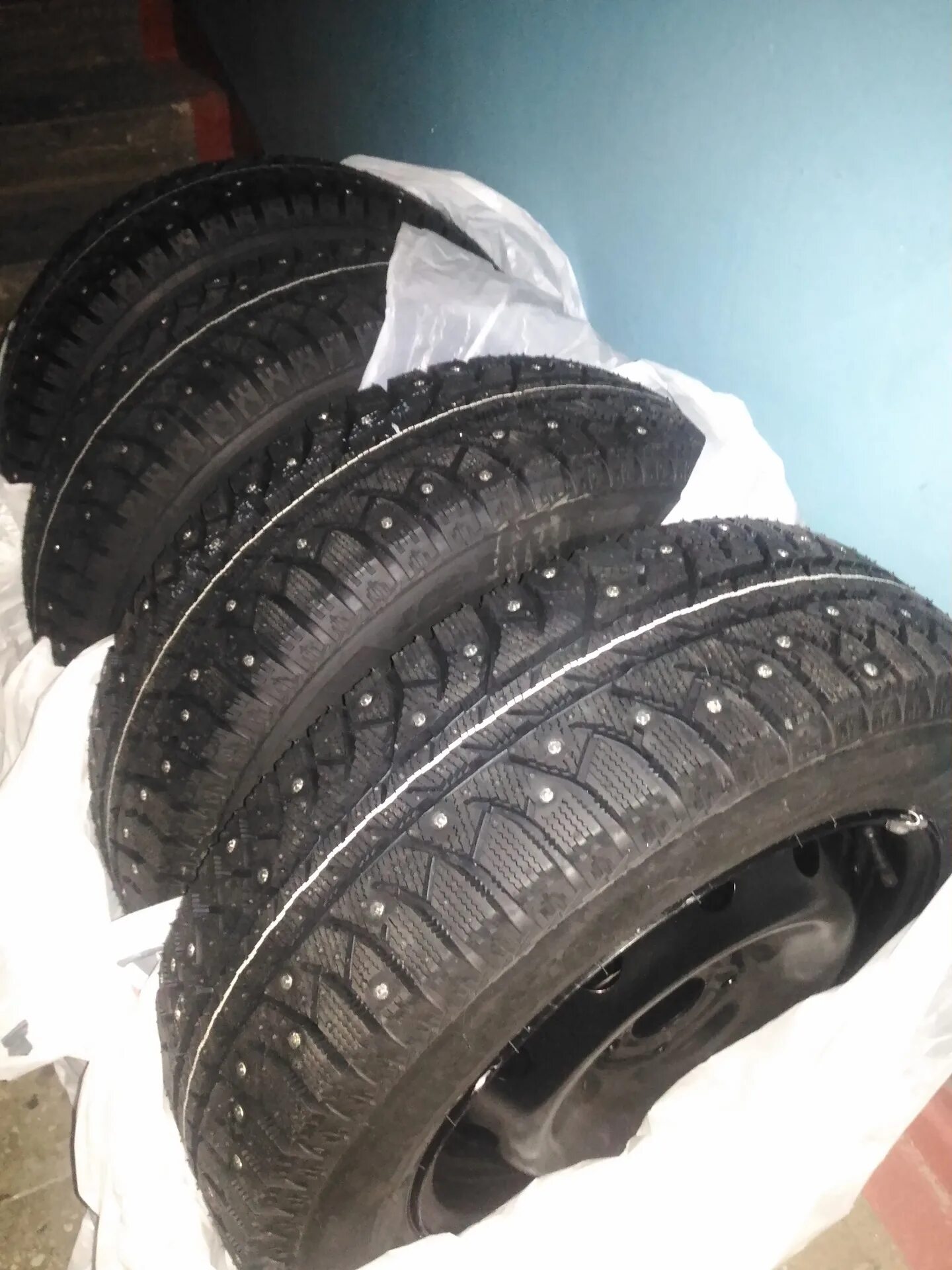 Шина Bridgestone Ice Cruiser 7000s. Ice Cruiser 7000 185/65 r15. Bridgestone Ice Cruiser 7000s 185/65. Bridgestone Ice Cruiser 7000s 185/65 r15 88t.