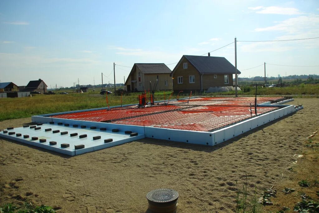 Ушп утепленная шведская плита. Ушп утепленная шведская. Ушп плита фундамент. Ушп фундамент. Основание ушп.