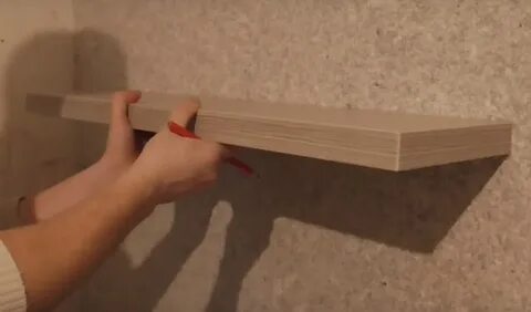 Крепление между полками