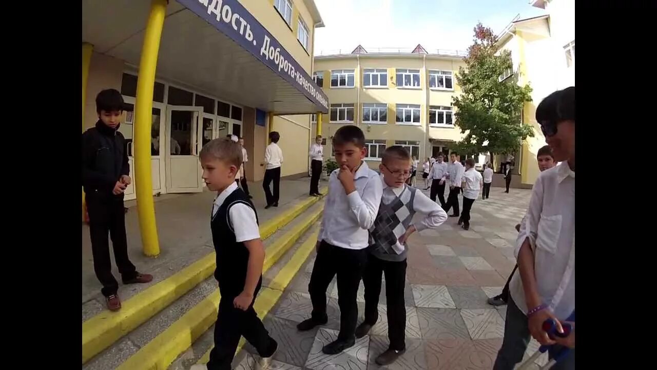 27 школа адлер. Школа 26 верхнезареченский. Сош 26 адлер. Школа 26 адлер голубые дали. Школа 26 адлер голубые дали.