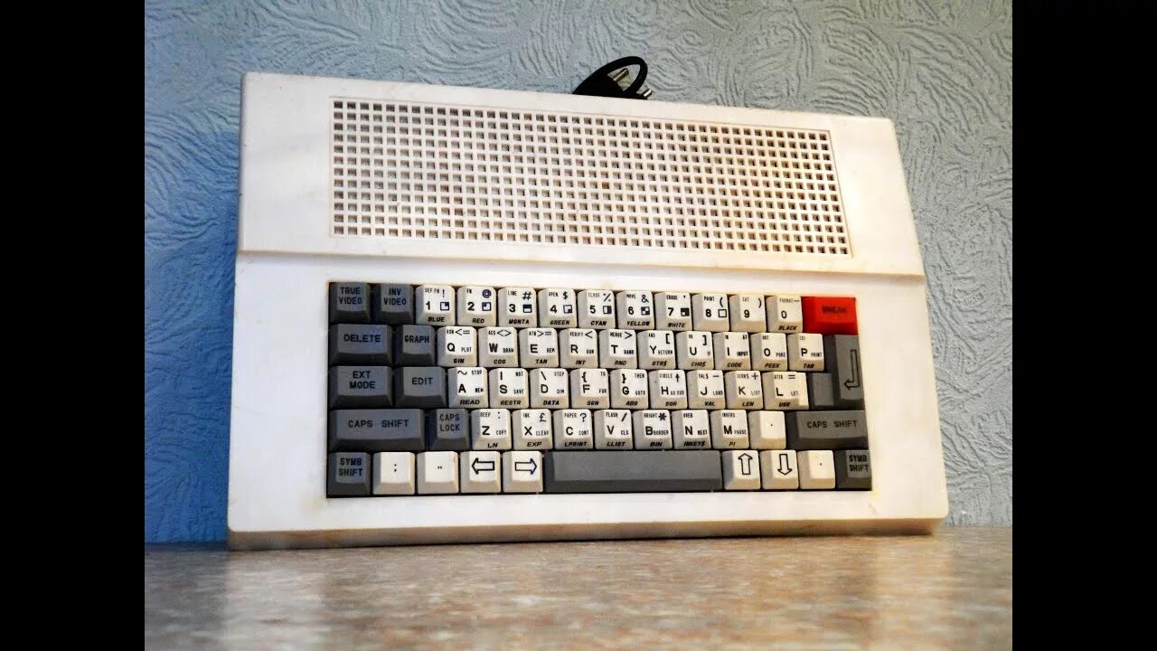 Компьютер zx spectrum. Zx spectrum 48k. zx spectrum 48. zx spectrum 1993. компьютер спектрум zx.