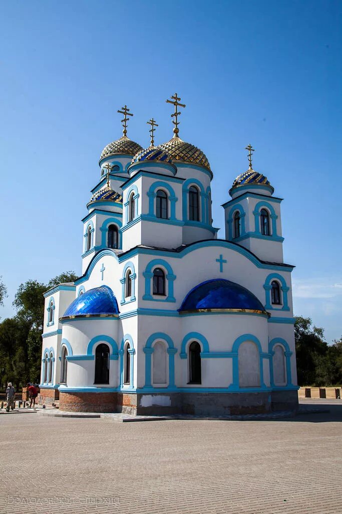 церковь троицы живоначальной ростовская область. хутор потапов храм. братская могила дубовка волгоградская область. поселок победа ростовская область. волгодонском районе.