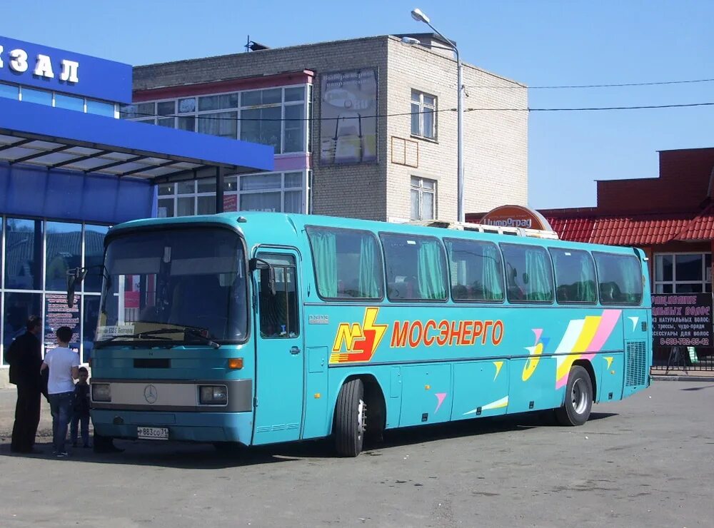 Маршрутки валуйки. Mercedes-Benz o303-15rhs Лидер. Автовокзал Валуйки. MB o303-15rhd. Автобус Валуйки Москва.