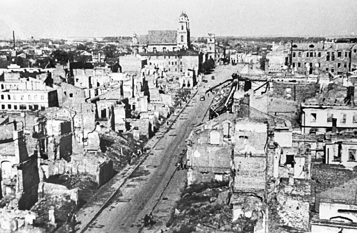 3 июля 1944 г. Разрушенный Минск 1944. Минск после освобождения в 1944 году. Разрушенный Минск после войны. Минск после войны 1945.