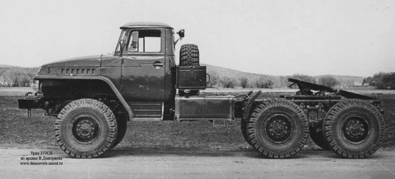 Сайт 377. Урал-377сн седельный тягач. урал-377 грузовой. урал 375 седельный тягач. урал 377 самосвал.