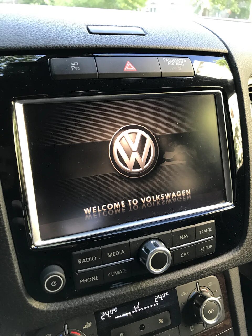 Bluetooth volkswagen. RNS 850 Touareg. Bluetooth для RNS 850. Блютуз к магнитоле Туарег. Блок блютуз для магнитолы Туарег.