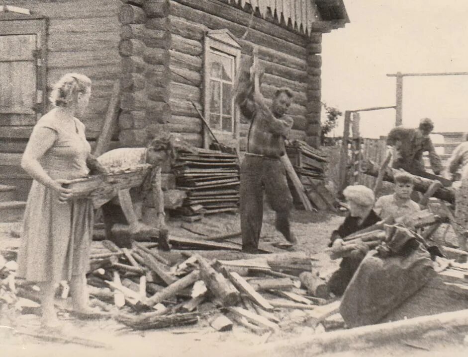 спецпереселенцы это в истории. спецпереселенцы это в ссср. спецпереселенцы. спецпереселенцы люди с семьями. спецпереселенцы.