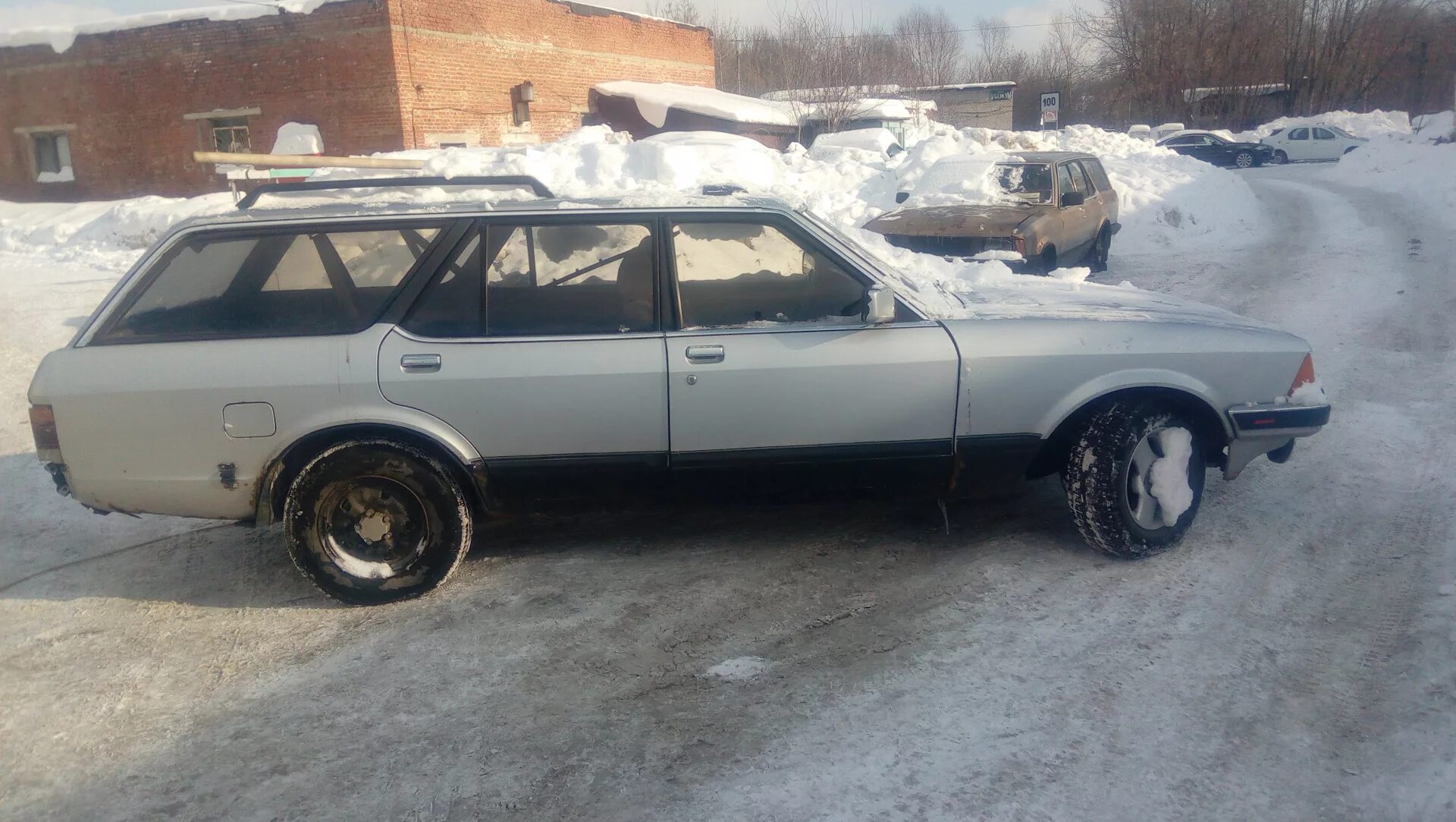 Купить форд гранада. Форд Гранада универсал 2.3. Форд Гранада 1984 универсал. Ford Granada 1989. Ford Granada 1978 универсал.