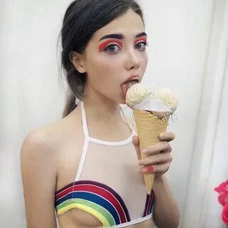 Сладкие юные девочки