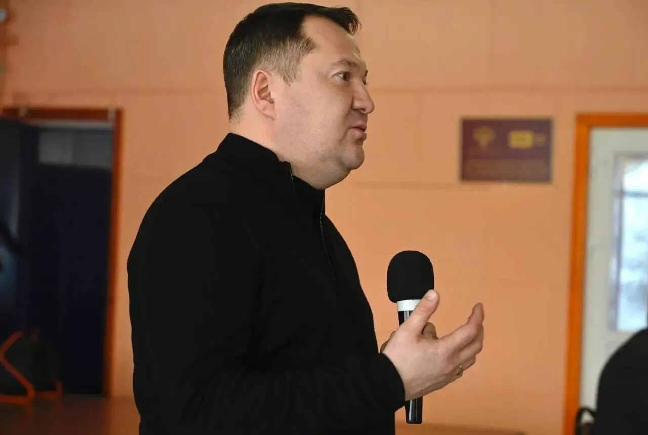 Прямая линия с максимом егоровым. Прямая линия с максимом егоровым