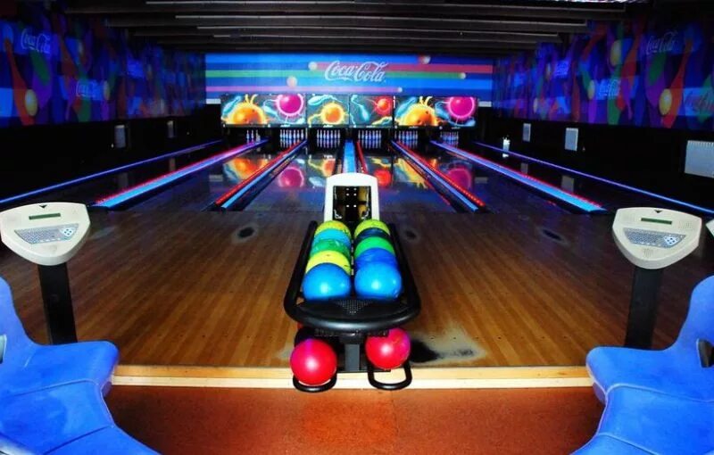 боулинг волгоград европа сити молл. какаду боулинг. сити боулинг волгоград. боулинг волжский. какаду волгоград боулинг.