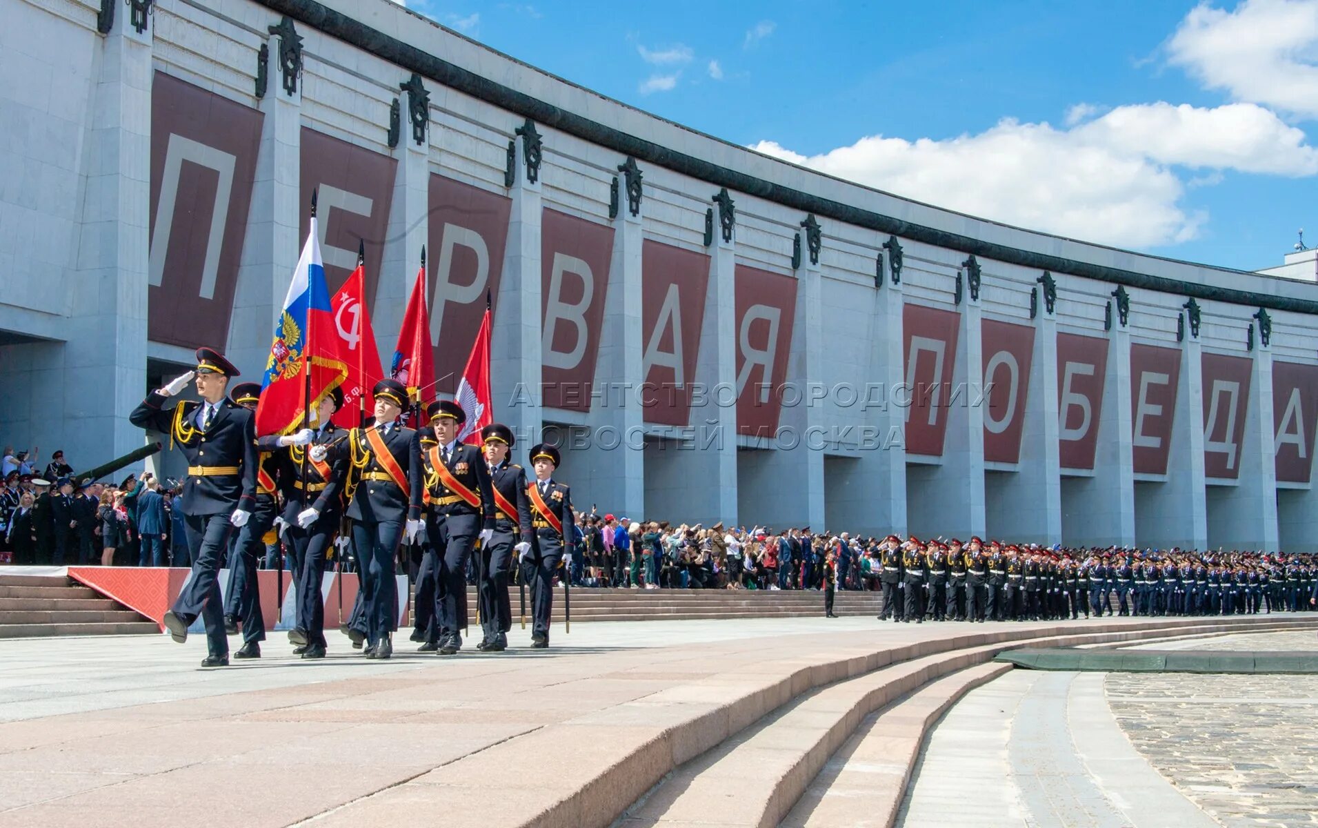 Парад 2025 в какое время. Парад кадетского движения на поклонной горе. парад на поклонной горе 30 мая. парад кадет на поклонной горе. парад кадет на поклонной горе 30 мая.