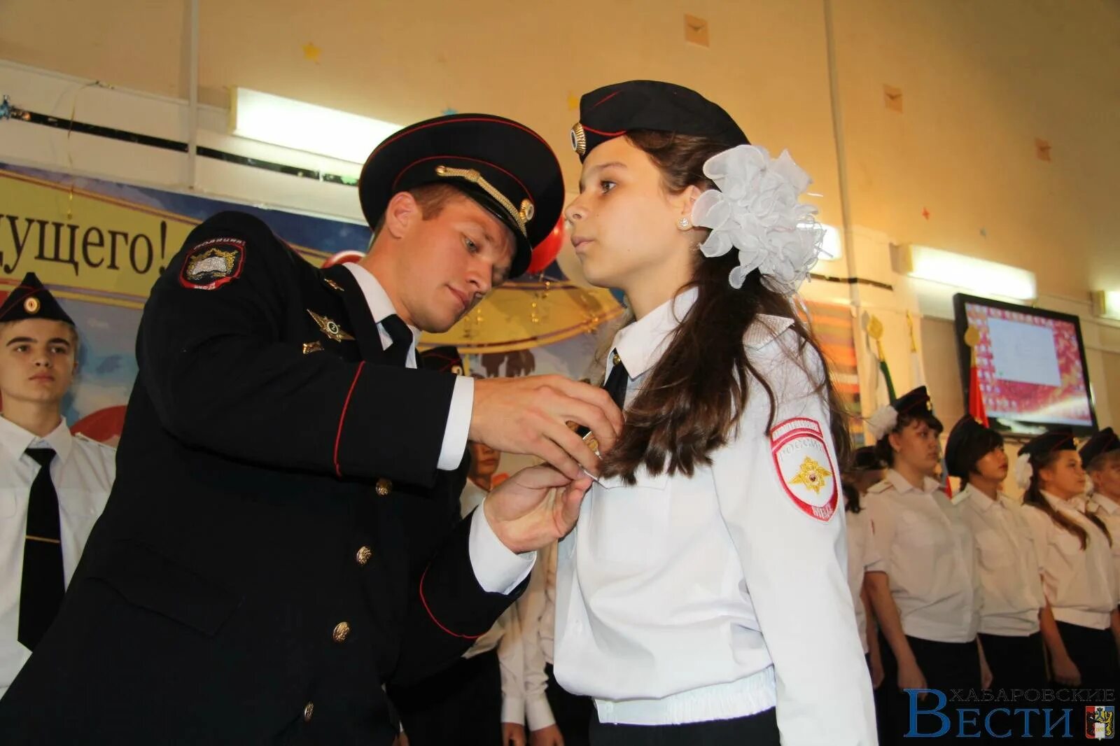 Форма школы полиции. Краснодар школа полиции 9 классов. Академия ушакова новороссийск. Директор школы 64 пенза. Школа 16 ейск.