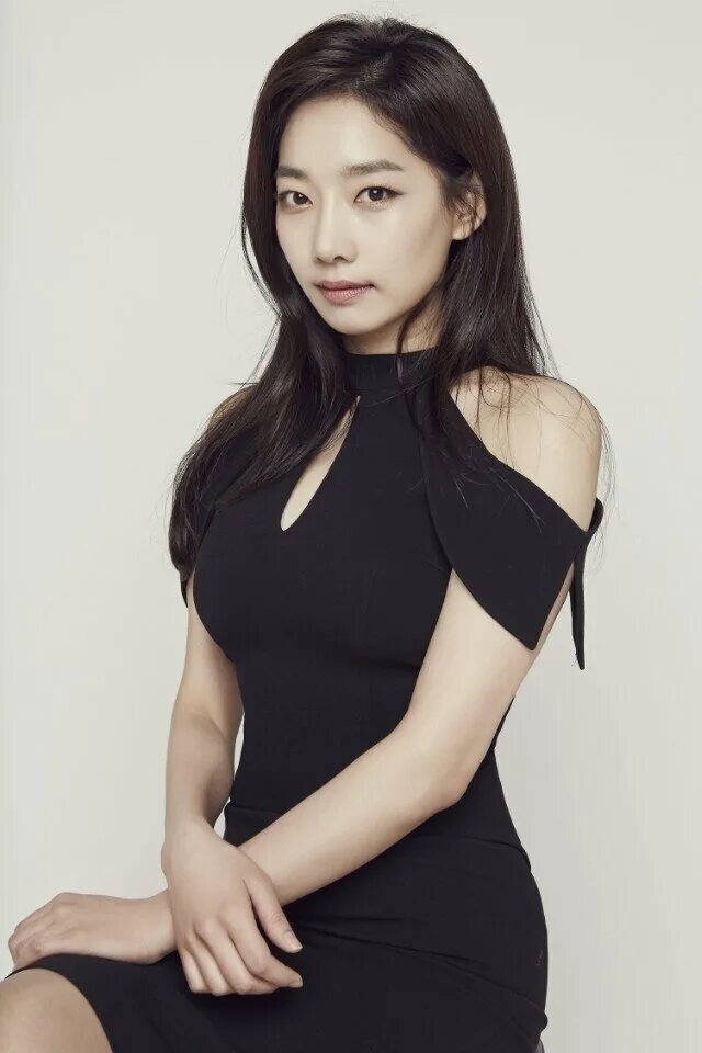 хён бин. сон ю джон школа 2017. сон ю хен. сон ю хен. сон ю хен.