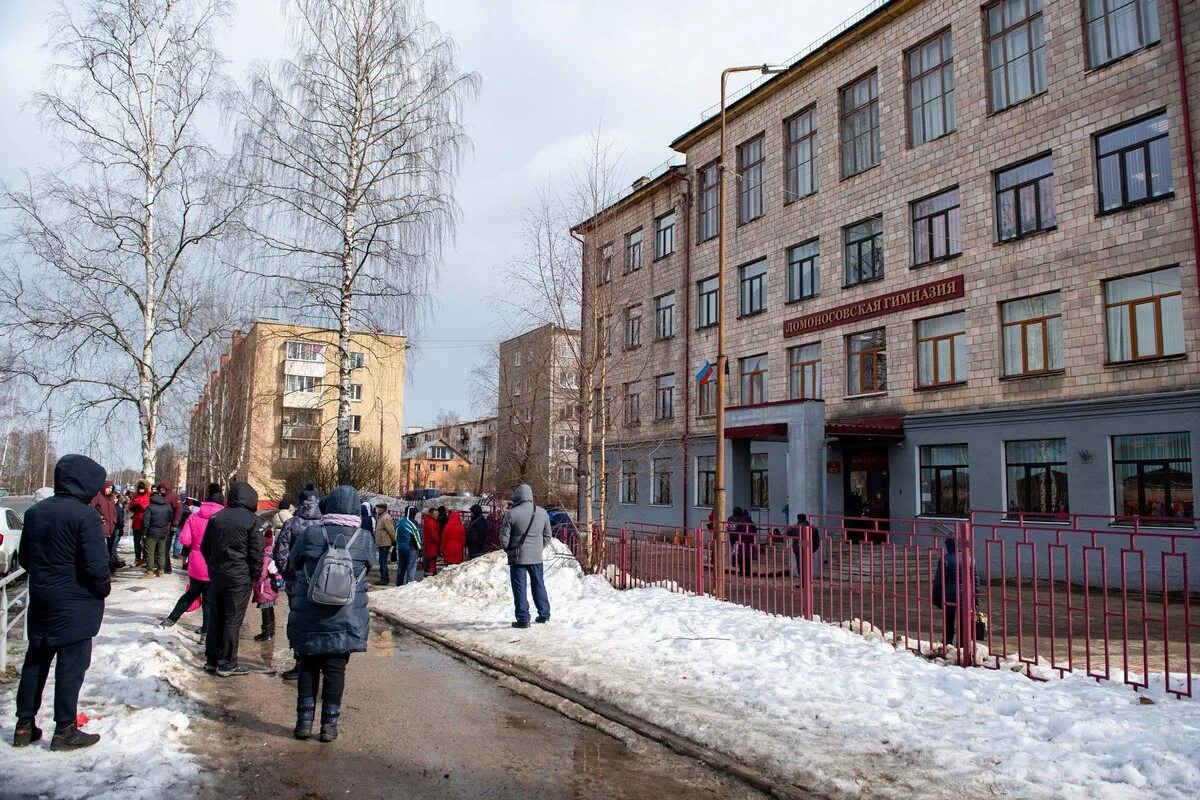 Школа 2 петрозаводск. Присяга школы спасателей. Кадетская школа петрозаводск. Школа 5 петрозаводск физкультурный. 48 школа петрозаводск.