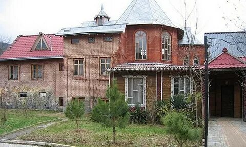 Дом директора школы