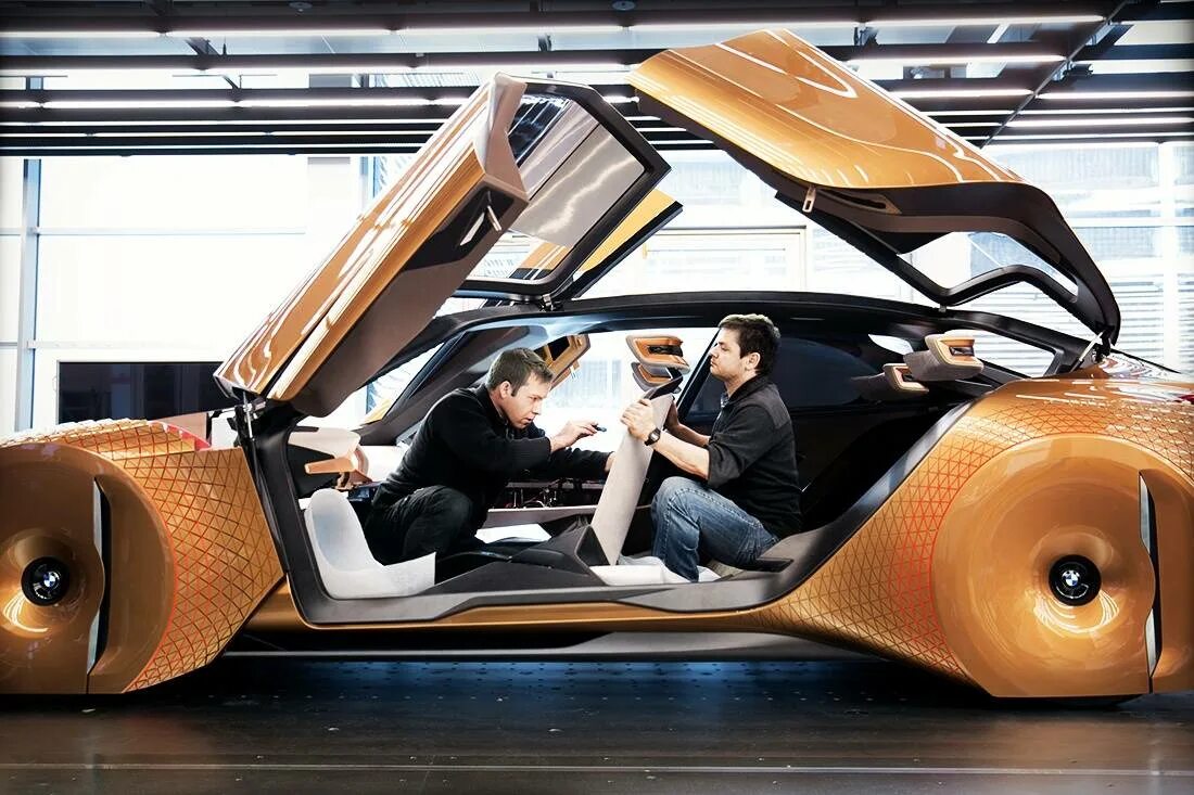 Будущи или будучи. BMW next 100. BMW Vision 100. БМВ ВИЗИОН next 100. BMW Vision next 100 2016.