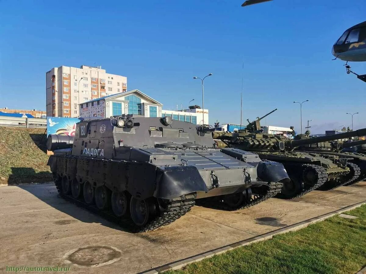 Каменск-шахтинский парк военной техники. Каменск-шахтинский музей военной. Каменск-шахтинский музей военной техники. Музей военной техники в каменск-шахтинском. Музей в каменск шахтинске военной техники.