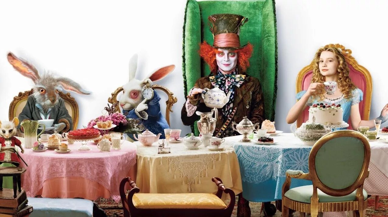 Сцена чаепитие. Алиса в стране чудес чаепитие у Шляпника. Алиса Шляпник Мартовский заяц. Льюис Кэрролл безумное чаепитие.