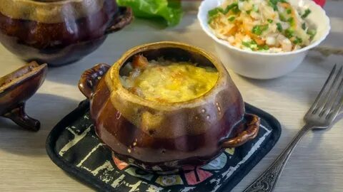 Фарш в горшочках в духовке