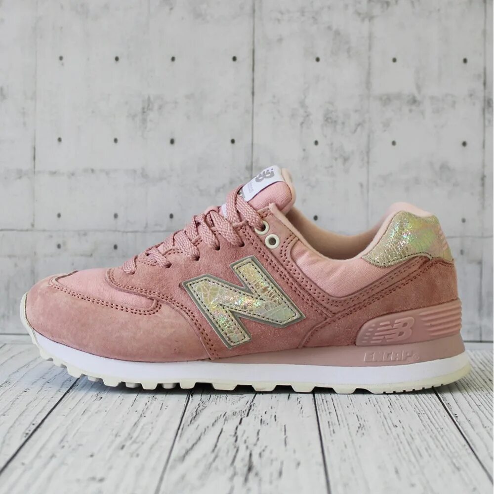 New balance санкт петербург. Нью бэланс 574 розовые. Нев баланс 574. Нью беланс кроссовки 574. New Balance 574 розовые женские.