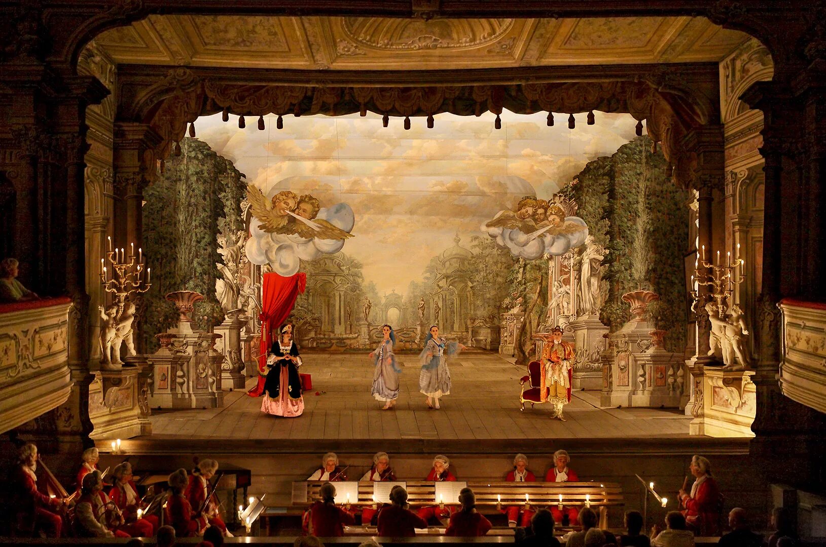 Италия оперный театр 17 века. Театр Барокко 17 века. Барочный театр Франции 18 век декорации. Театр 17 век Франция. Сценическое время