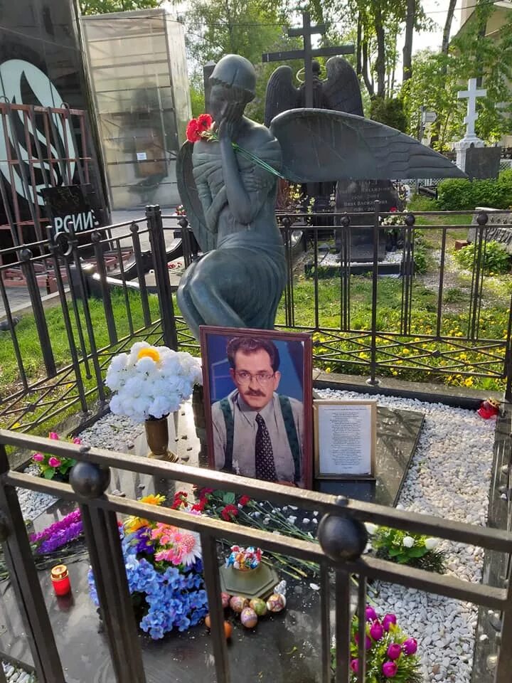 Влад листьев похороны фото Редкие фото Владислав Листьев, пользователь Алексей Кириленко Группы Мой Мир
