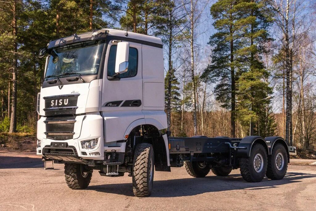 Sisu грузовик. Sisu m-162. Финские грузовики sisu. Sisu самосвал 8x8. Грузовик sisu 1991.