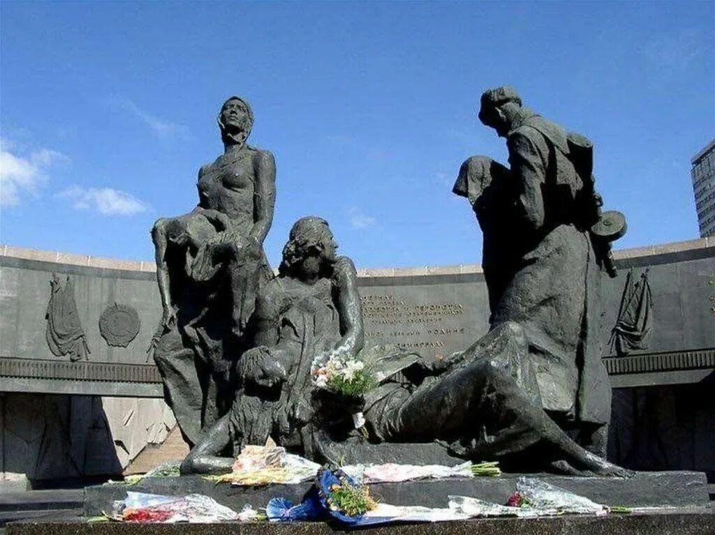 Город герой ленинград слайды. Город герой ленинград. Город героев блокады. Город геройленинграда. Город герой ленинград.
