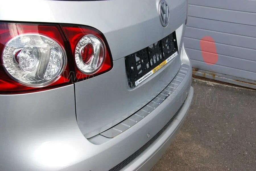 накладки на арки на фольксваген гольф плюс 2006 г. пороги r-line style vw golf plus i / ii поколения 2004-2014. накладки гольф плюс. Volkswagen golf plus, 2007 пороги. накладка на задний бампер гольф 6.