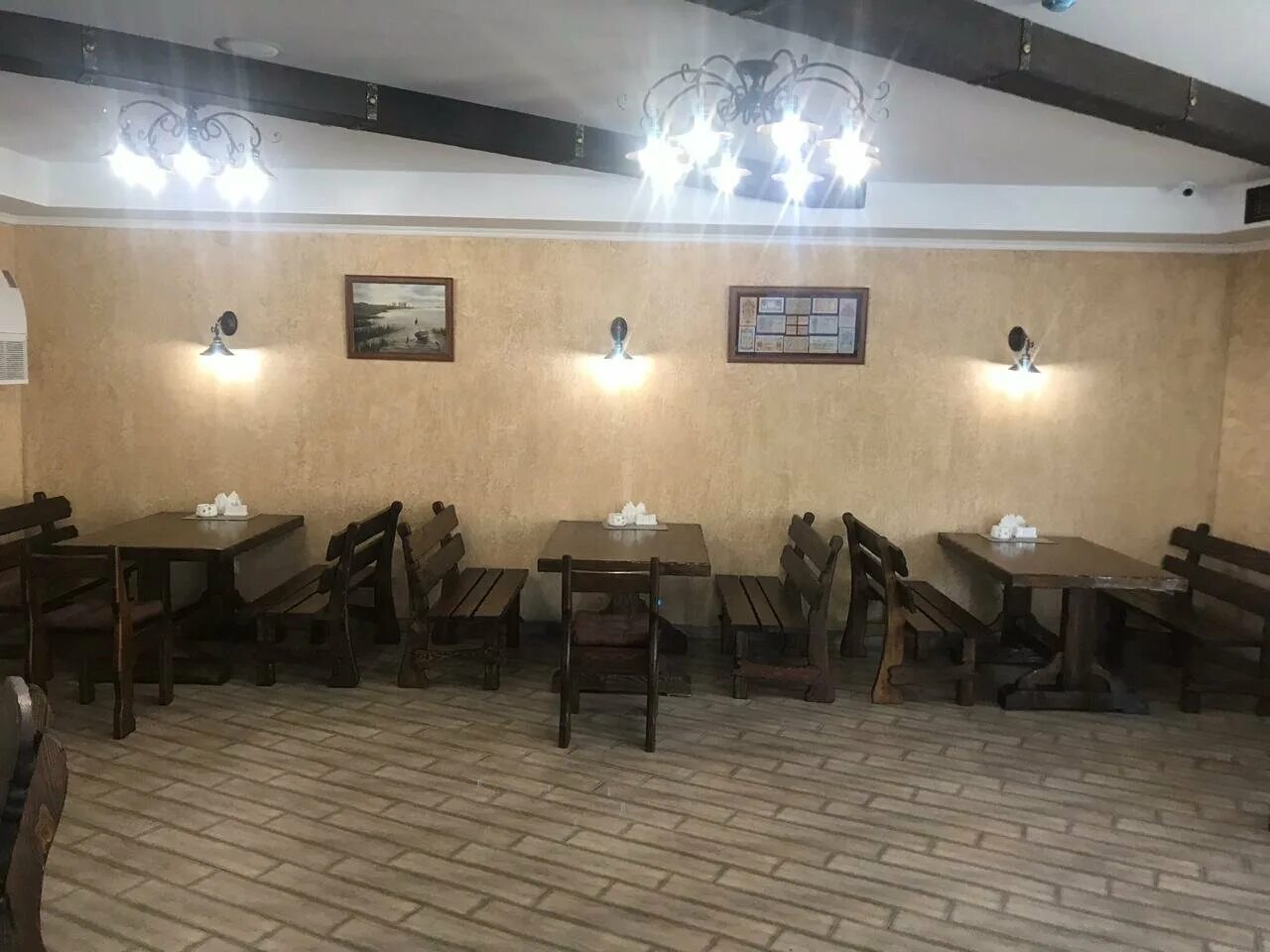 кафе каштан быково. гостиница в волгограде кавказская пленница. каштан, волгоград, невская улица, 6а. гостиница каштан волгоград.