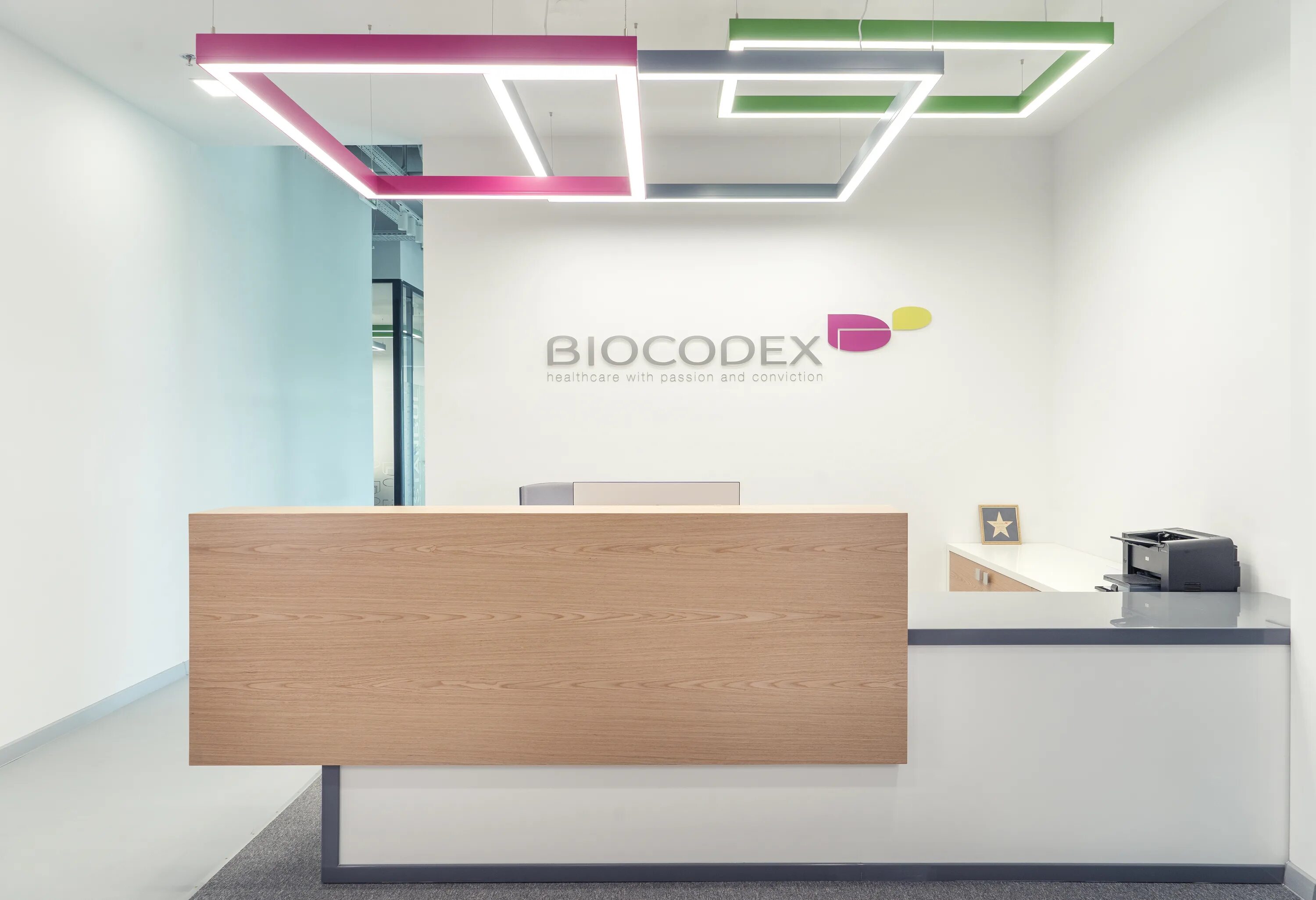 Biocodex. Биокодекс. биокодекс фармацевтическая компания. biocodex лого.